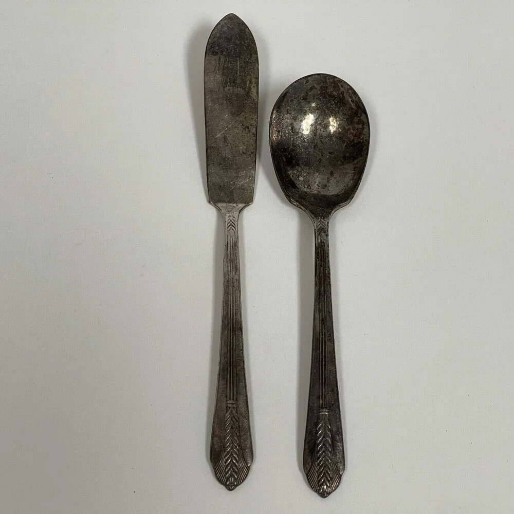 Wm. Rogers International Silver‎ Allure Silver-plate Flatware Butter Knife Spoon